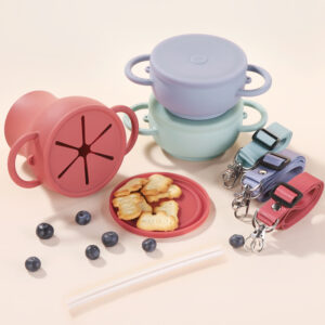 Cup with lid and Strap: Travel cup-100% Food grade Silicone. Self feeder.
