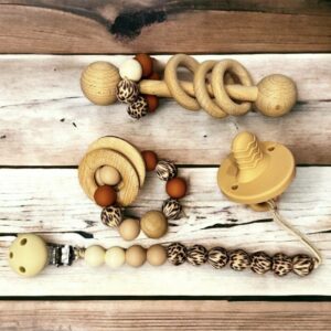 4pcs TIGER BROWN -Teething set with wooden rattle